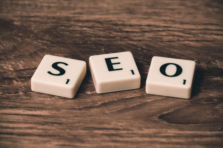 Infographic met uitleg van de drie pijlers van SEO: techniek, content en doelgroep voor betere zoekmachine ranking